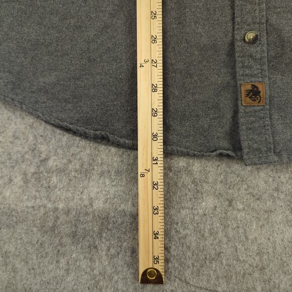 Legendary Whitetails Shirt Mens XL Buck Camp Gray Flannel Button Up Outdoors - Picture 4 of 9